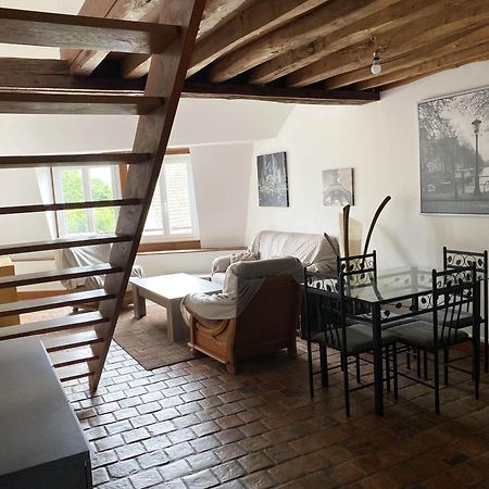 Appartement Tout Confort En Centre-Ville Cosne-sur-Loire Exteriér fotografie