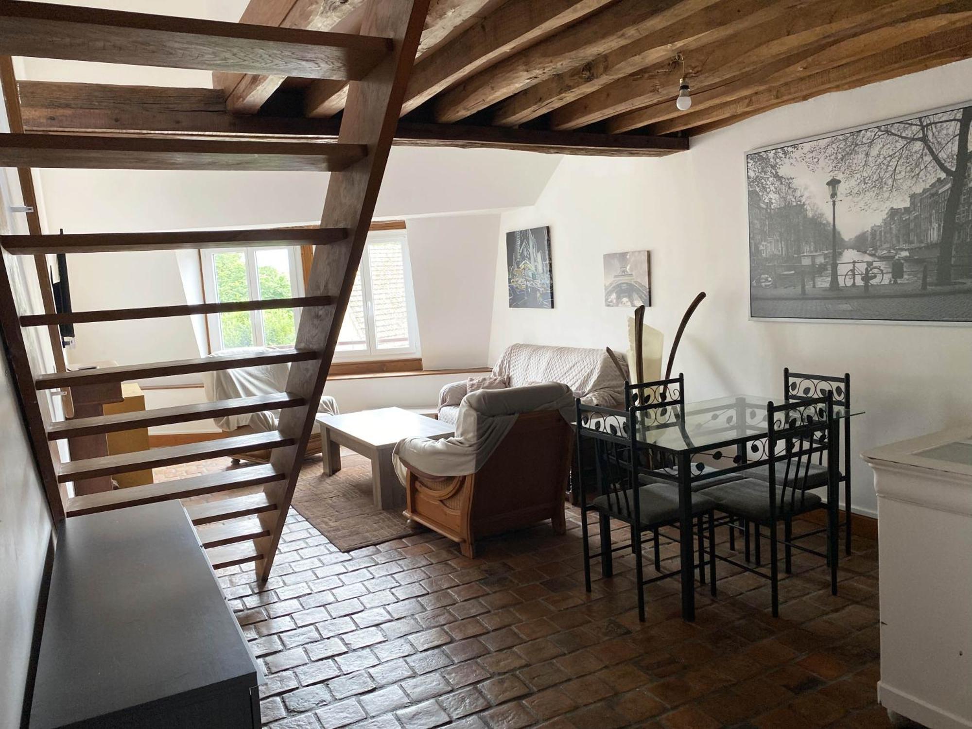 Appartement Tout Confort En Centre-Ville Cosne-sur-Loire Exteriér fotografie