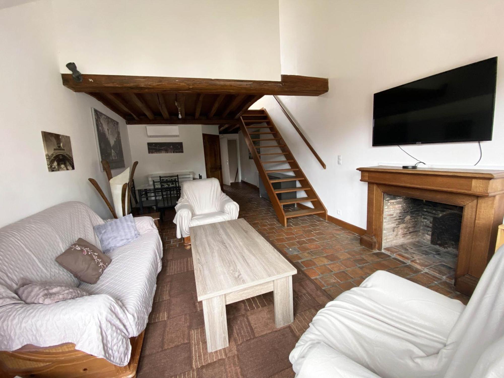 Appartement Tout Confort En Centre-Ville Cosne-sur-Loire Exteriér fotografie